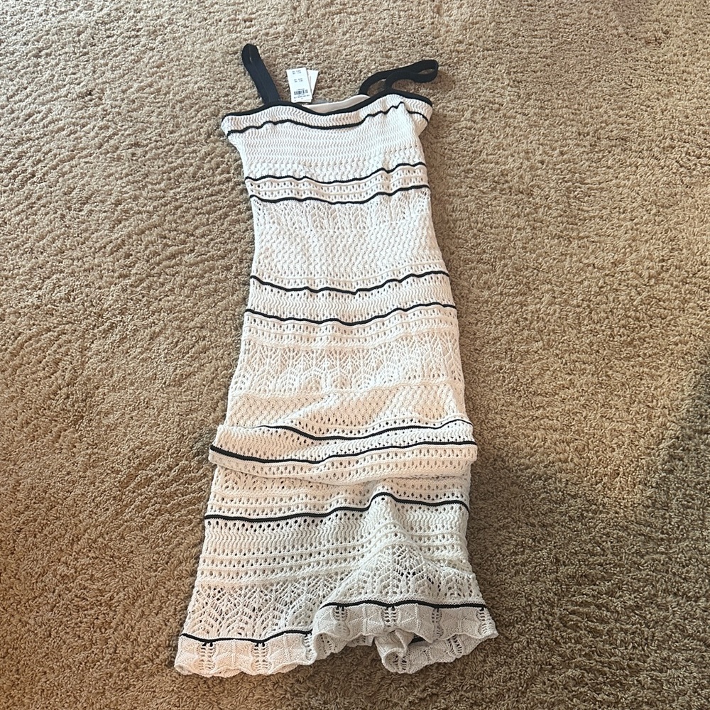 Abercrombie & Fitch Black and White Knit Dress